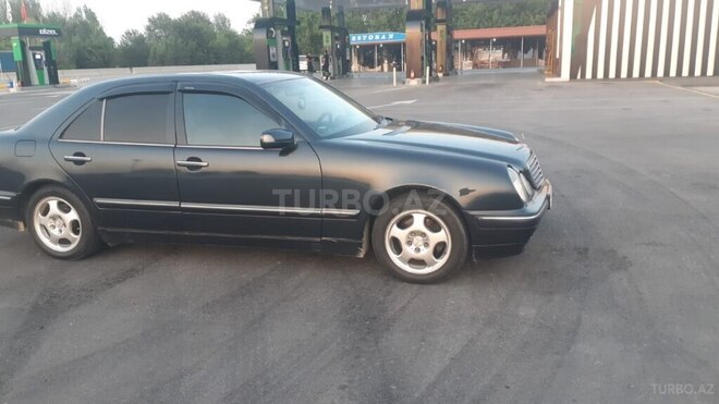 Mercedes E 280 2000, 454,620 km - 2.8 л - Ağdam