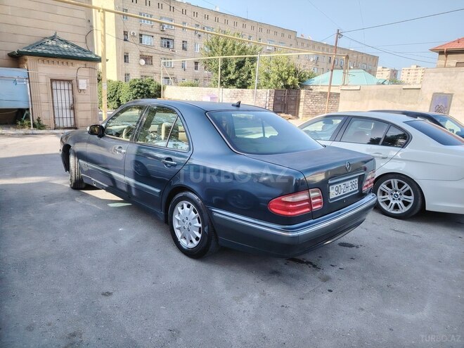 Mercedes E 320 2000, 325,000 km - 3.2 l - Bakı