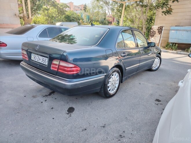 Mercedes E 320 2000, 325,000 km - 3.2 l - Bakı