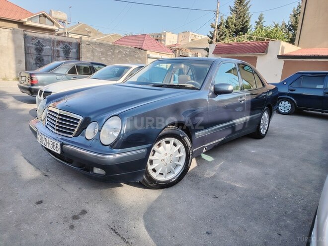 Mercedes E 320 2000, 325,000 km - 3.2 l - Bakı