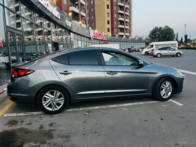 Hyundai Elantra 2019, 120,000 km - 2.0 л - Gəncə