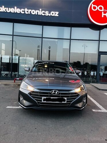 Hyundai Elantra 2019, 120,000 km - 2.0 л - Gəncə