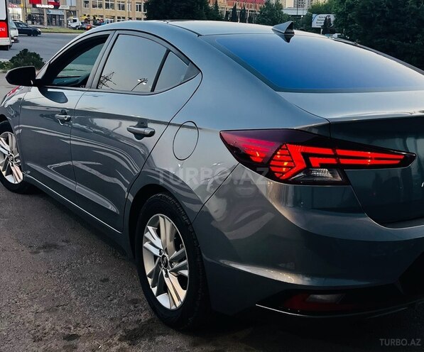 Hyundai Elantra 2019, 120,000 km - 2.0 л - Gəncə