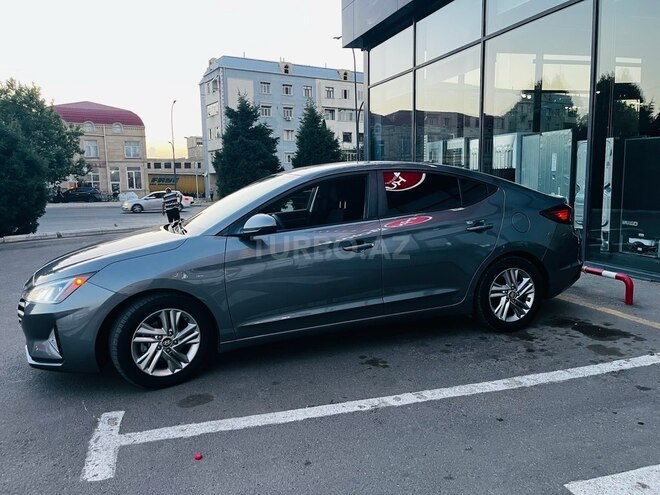 Hyundai Elantra 2019, 120,000 km - 2.0 л - Gəncə