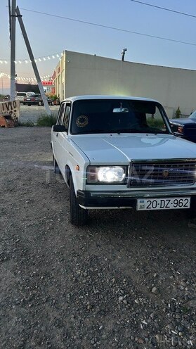 LADA (VAZ) 2107 2006, 20,000 km - 1.6 l - Yevlax