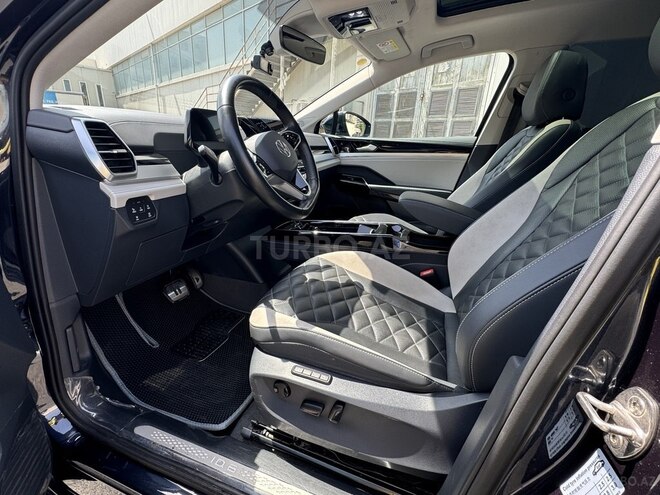 Volkswagen ID.6 Crozz-5