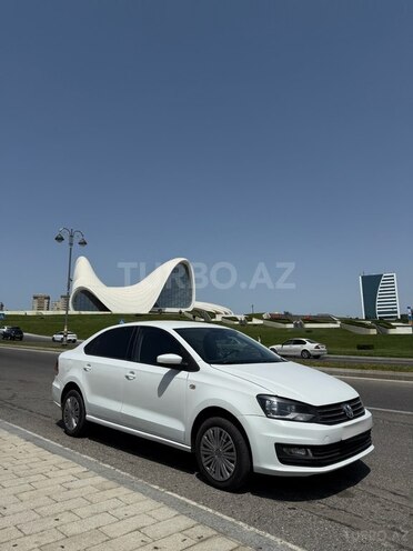 Volkswagen Polo 2017, 120,000 km - 1.6 l - Bakı