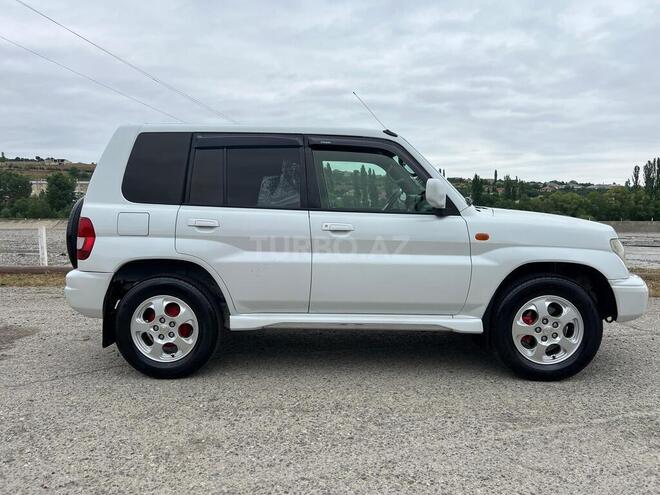 Mitsubishi Pajero io 2001, 100,000 km - 1.8 l - Quba