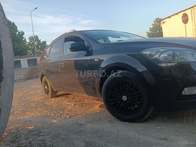 Kia Ceed 2010, 320,000 km - 1.6 л - Bakı