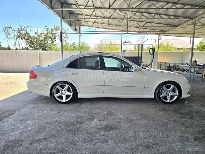 Mercedes E 280-4