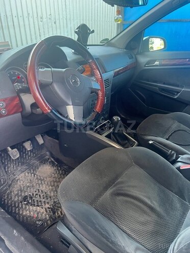 Opel Astra 2004, 317,000 km - 1.4 l - Bakı