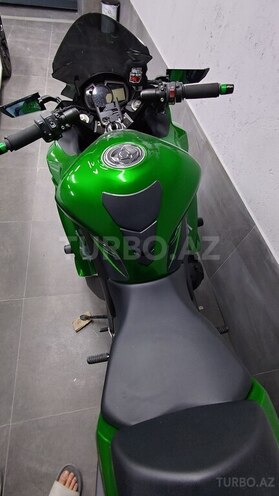 Kawasaki Ninja 1000-2