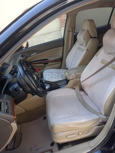 Honda Accord-13