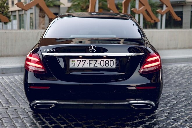 Mercedes E 300 2017, 141,000 km - 2.0 л - Bakı