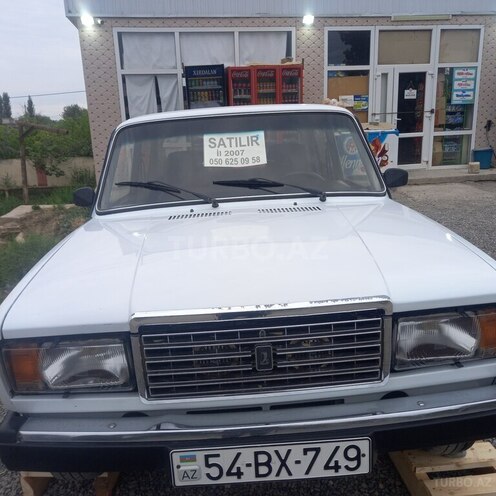 LADA (VAZ) 2107 2007, 212,000 km - 1.6 л - Saatlı