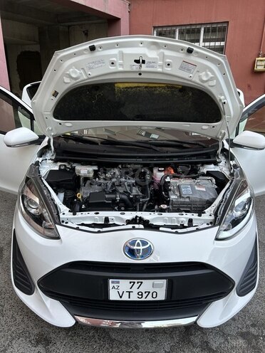 Toyota Aqua 2019, 65,000 km - 1.5 l - Bakı