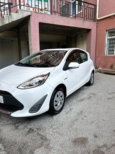Toyota Aqua 2019, 65,000 km - 1.5 l - Bakı