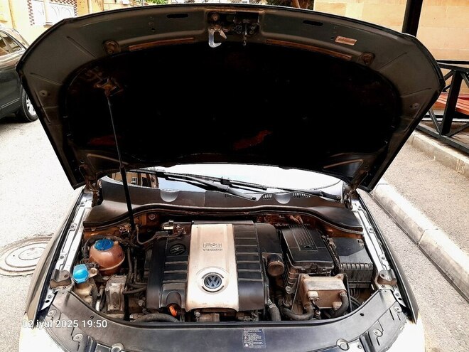 Volkswagen Passat 2006, 237,000 km - 2.0 l - Bakı