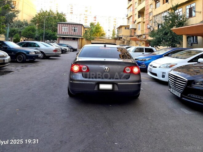 Volkswagen Passat 2006, 237,000 km - 2.0 l - Bakı