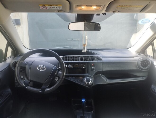 Toyota Aqua 2017, 208,000 km - 1.5 l - Bakı