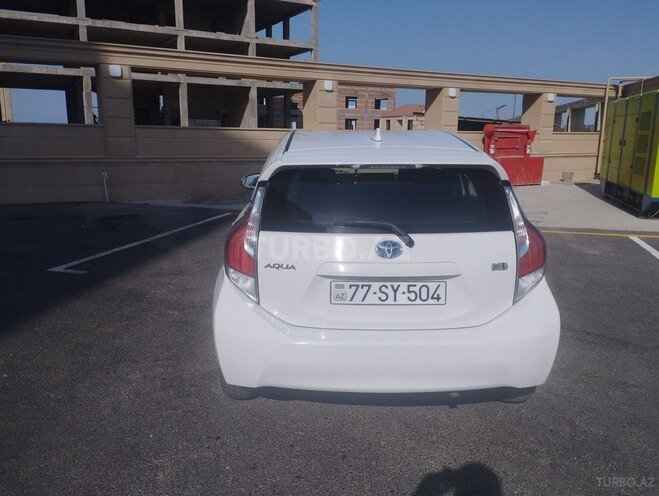 Toyota Aqua 2017, 208,000 km - 1.5 l - Bakı