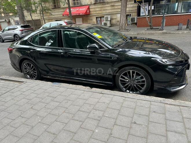 Toyota Camry-3