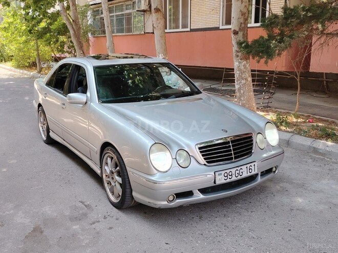 Mercedes E 430 2000, 327,000 km - 4.3 l - Bakı