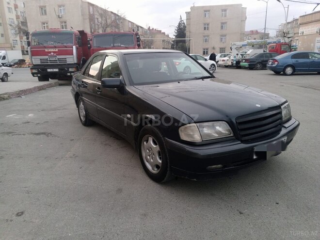 Mercedes C 220 d 1999, 262,000 km - 2.2 l - Bakı