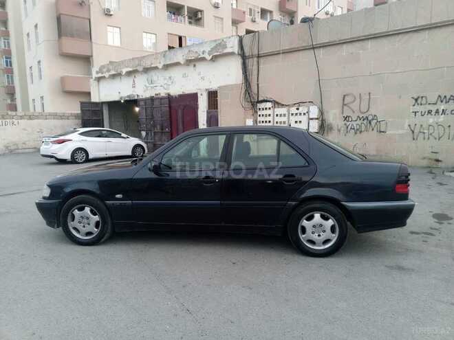 Mercedes C 220 d 1999, 262,000 km - 2.2 l - Bakı