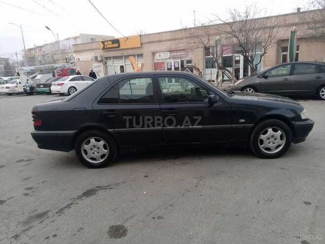 Mercedes C 220 d 1999, 262,000 km - 2.2 l - Bakı