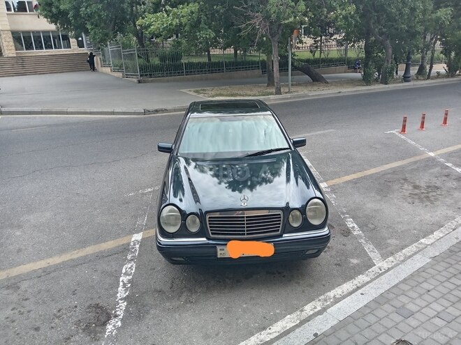 Mercedes E 240 1998, 375,426 km - 2.4 l - Bakı