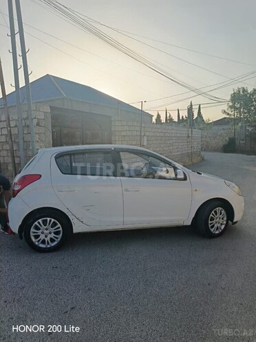 Hyundai i20 2011, 167,553 km - 1.4 l - Bakı