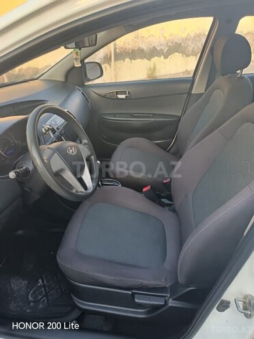 Hyundai i20 2011, 167,553 km - 1.4 l - Bakı