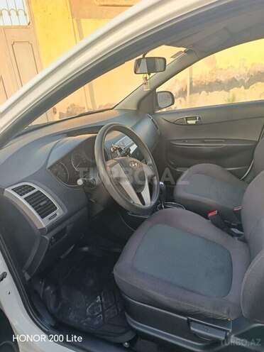 Hyundai i20 2011, 167,553 km - 1.4 l - Bakı