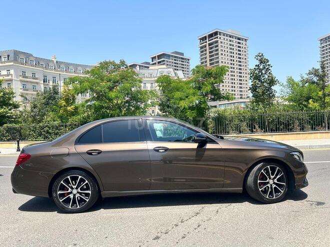 Mercedes E 220 d-7