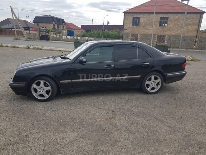 Mercedes E 240 2000, 400,085 km - 2.6 l - Şəmkir