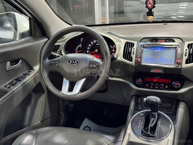 Kia Sportage-21