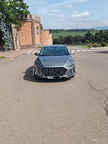 Hyundai Elantra 2017, 175,000 km - 2.0 l - Tovuz