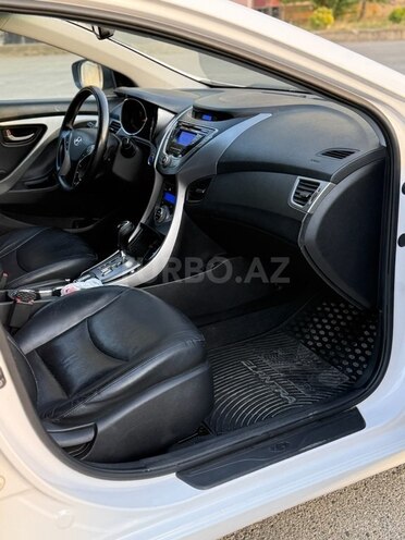 Hyundai Elantra 2013, 183,121 km - 1.8 l - Bakı