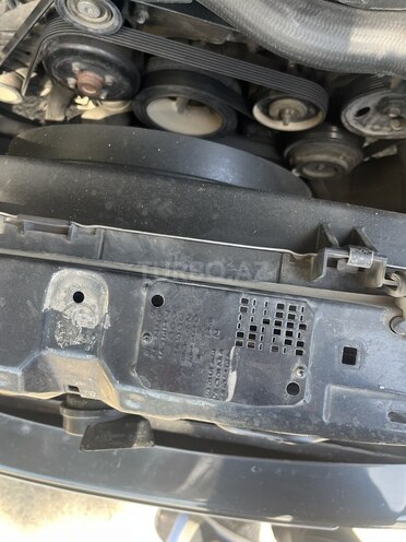 Mercedes E 240 1999, 280,000 km - 2.4 l - Bakı