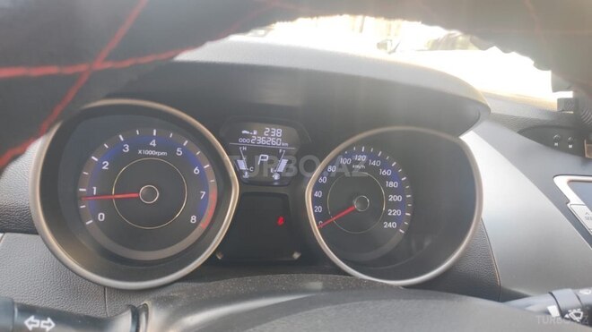 Hyundai Elantra 2011, 236,000 km - 1.8 л - Bakı