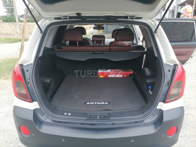 Opel Antara 2013, 180,000 km - 2.4 l - Xudat