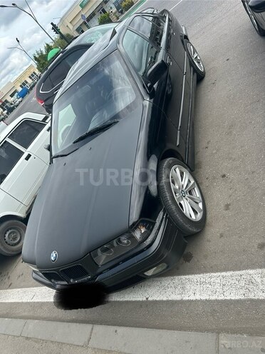 BMW 320 1992, 484,000 km - 2.0 л - Xudat