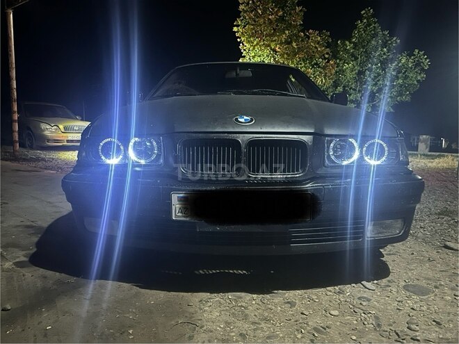 BMW 320 1992, 484,000 km - 2.0 л - Xudat