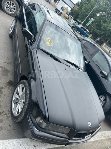 BMW 320 1992, 484,000 km - 2.0 л - Xudat
