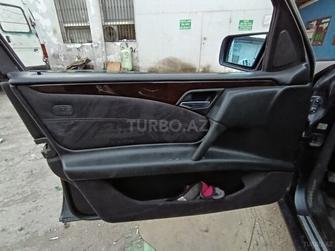 Mercedes E 230 1996, 418,000 km - 2.3 l - Bakı