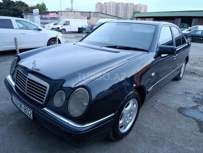 Mercedes E 230 1996, 418,000 km - 2.3 l - Bakı
