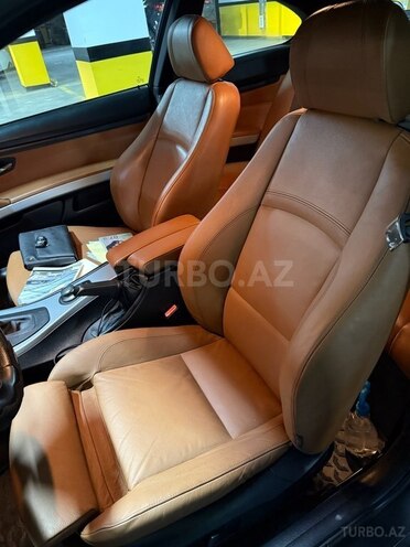 BMW 325 2007, 106,999 km - 3.0 l - Bakı