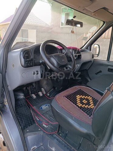 Ford Transit 1999, 433,400 km - 2.5 l - Füzuli