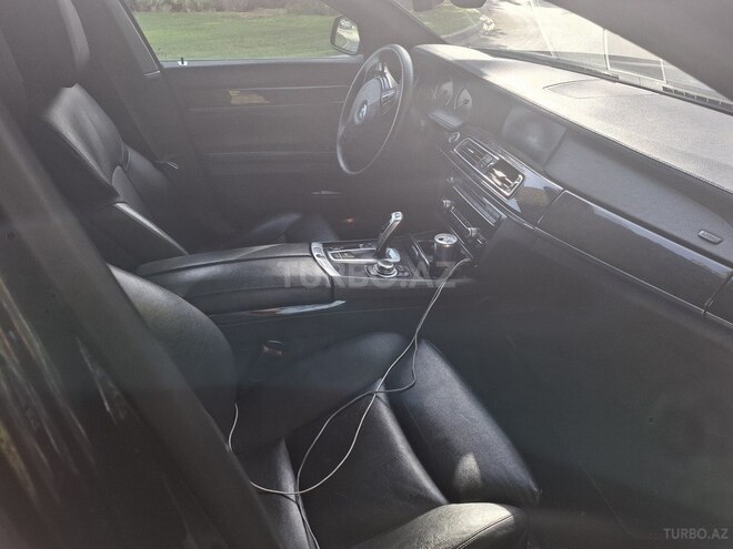 BMW 740 2009, 333,000 km - 3.0 l - Bakı